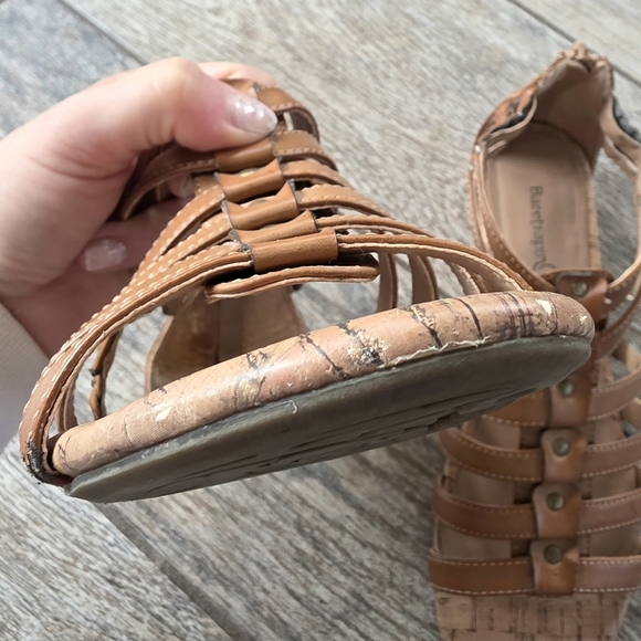 Baretraps Small Wedge Heeled Gladiator Sandals Shoes Sz 6 Womens - Picture 7 of 7
